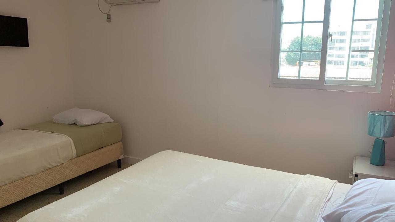 פנמה סיטי Hostal Familiar Carmencita מראה חיצוני תמונה