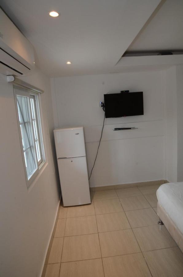 פנמה סיטי Hostal Familiar Carmencita מראה חיצוני תמונה